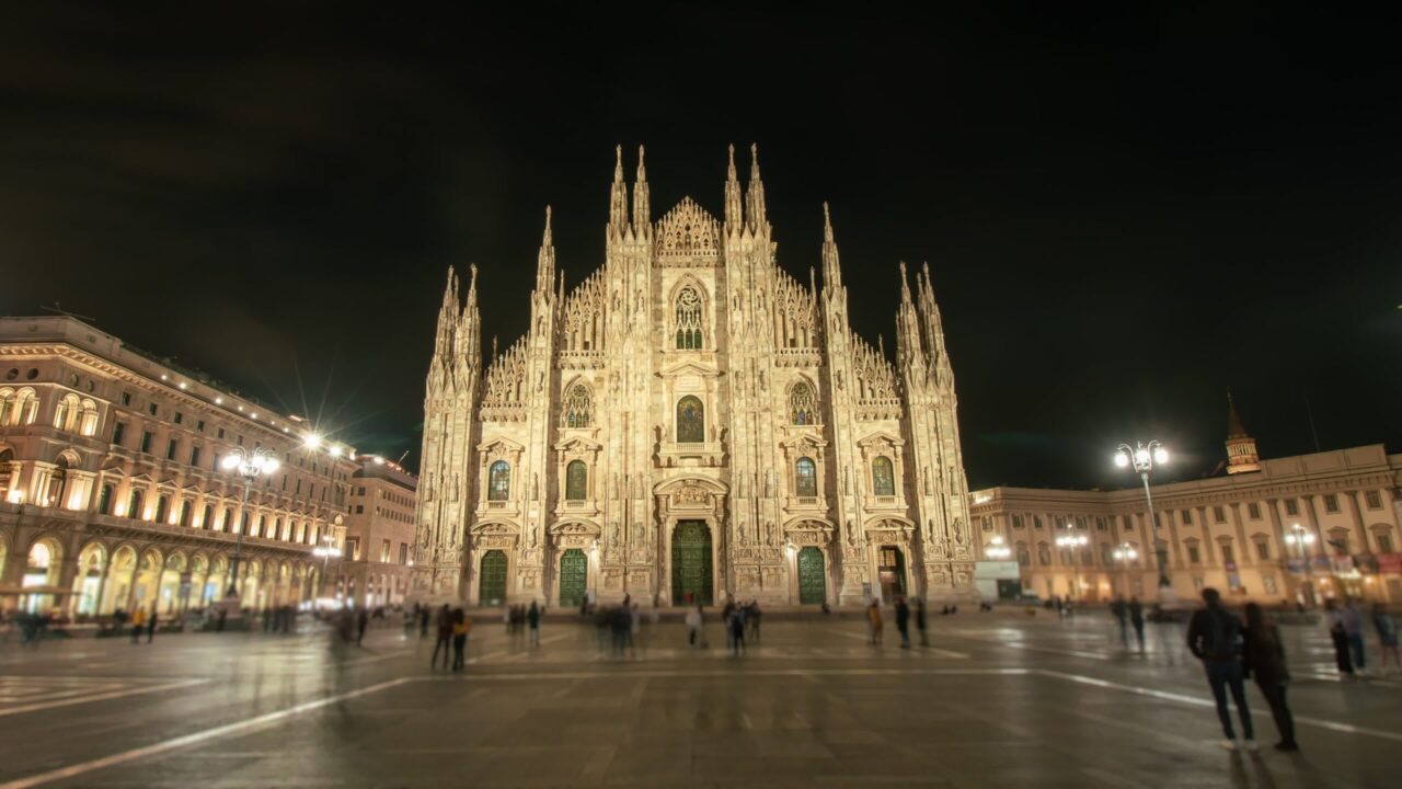 Timelapse in Milan at night
