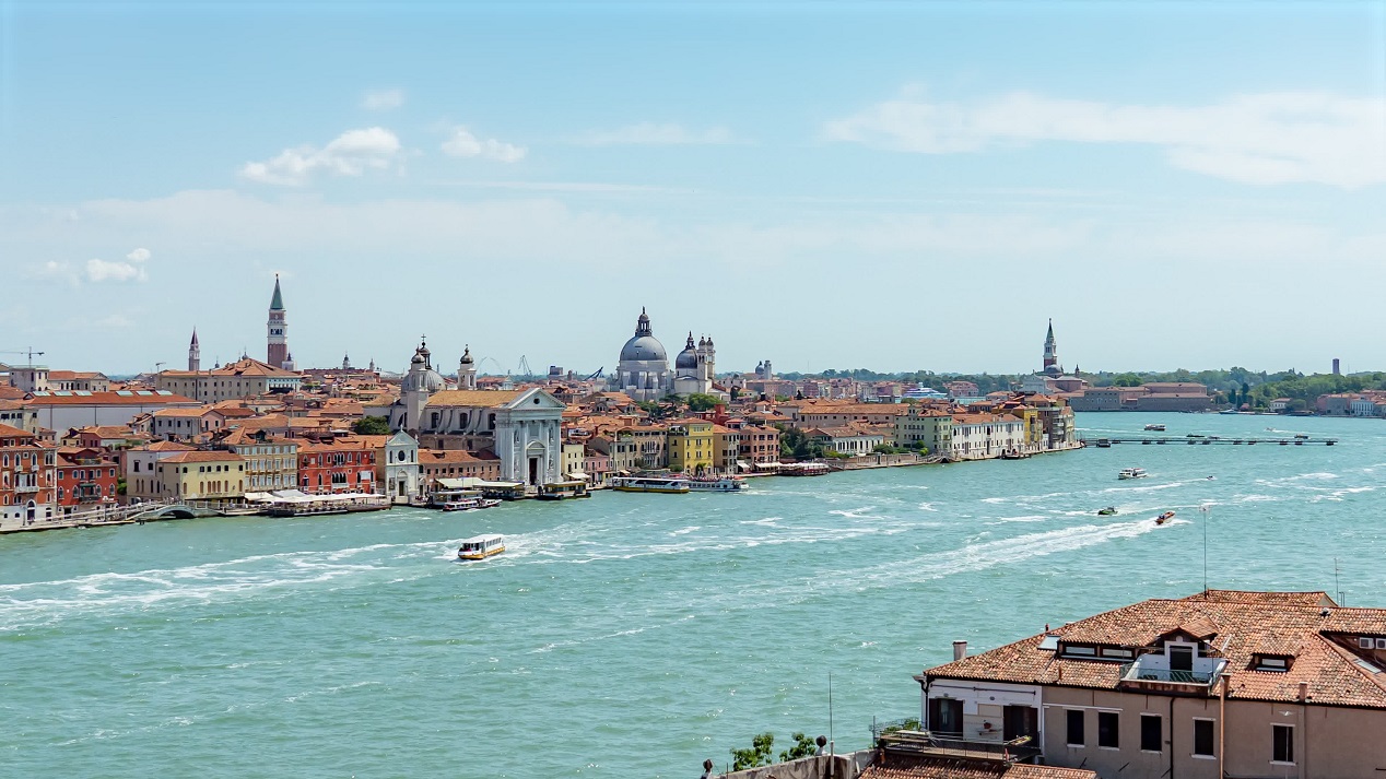 Timelapse della Chiesa Parrocchiale di Santa Maria del Rosario a Venezia