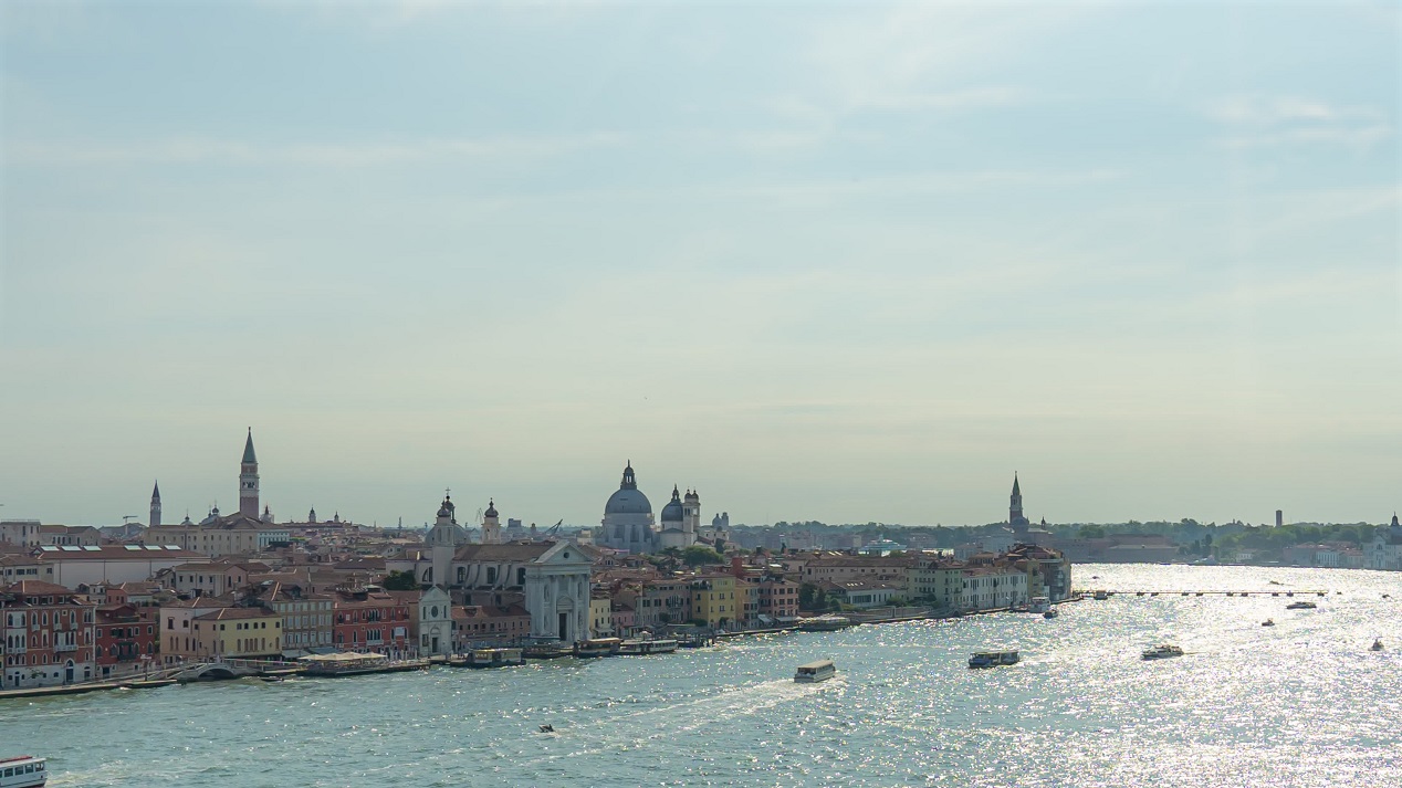Vista Aerea di Venezia al Mattino