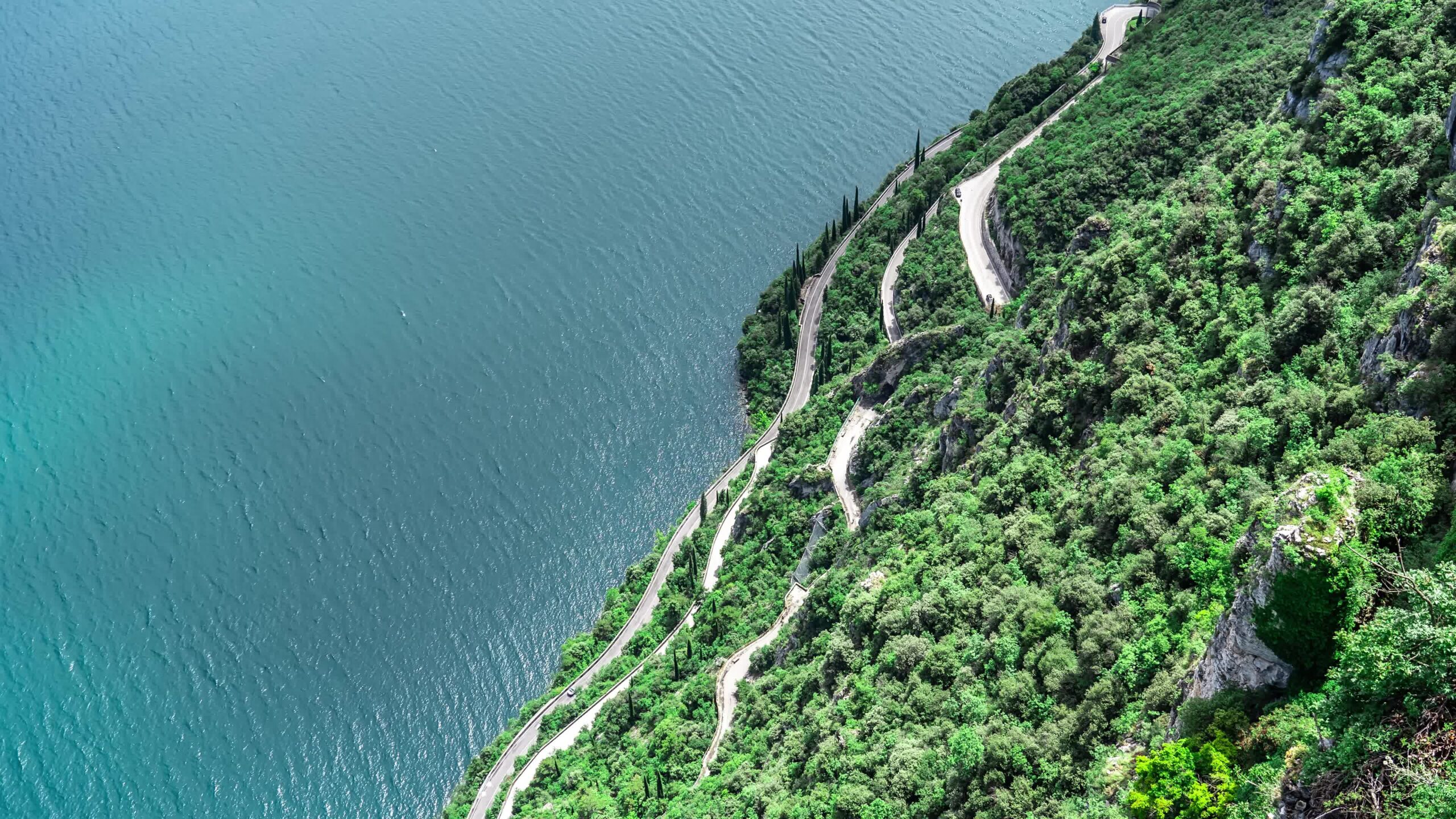 Timelapse of the road near the river
