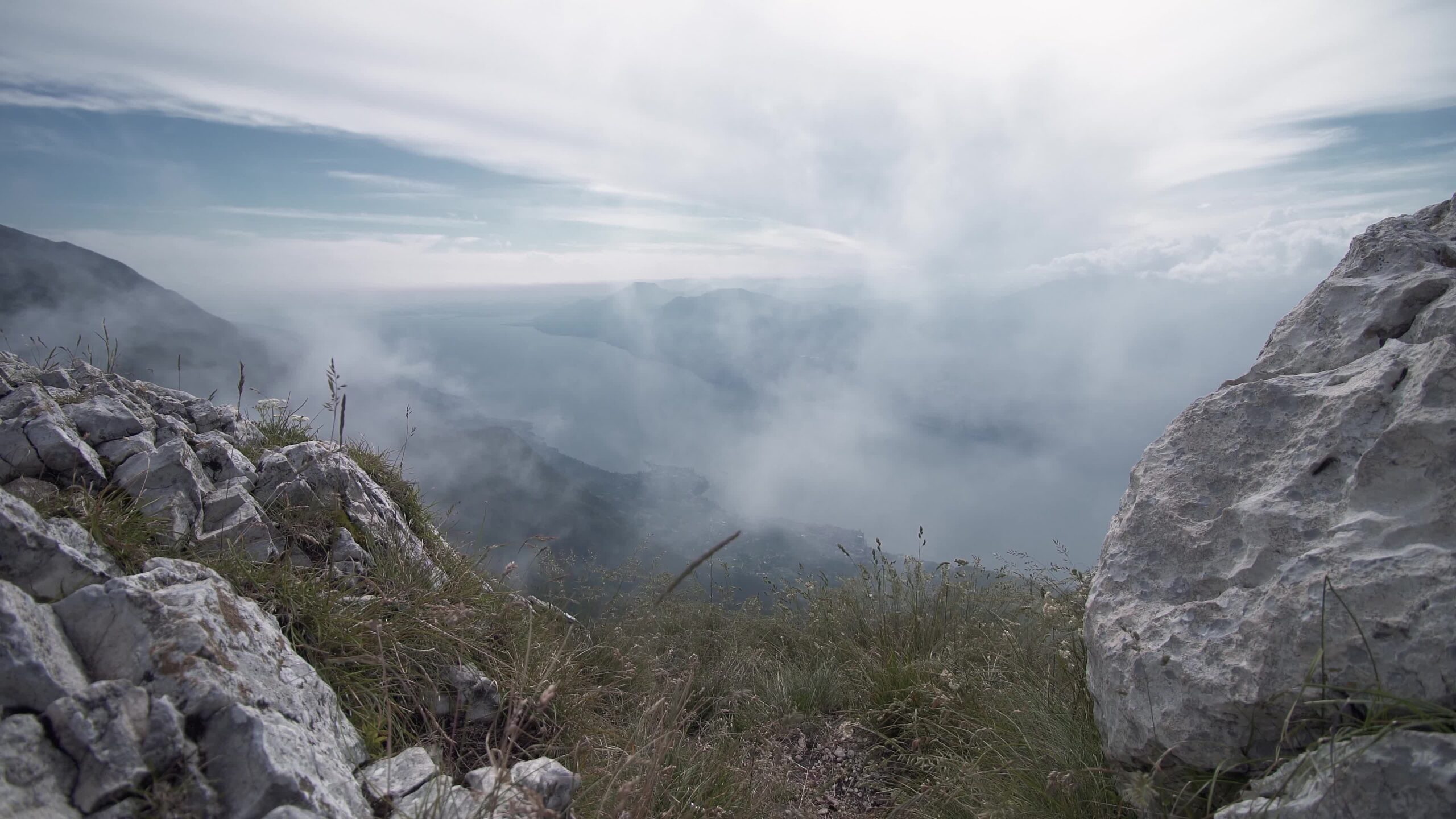 Vento forte sopra lago di Garda
