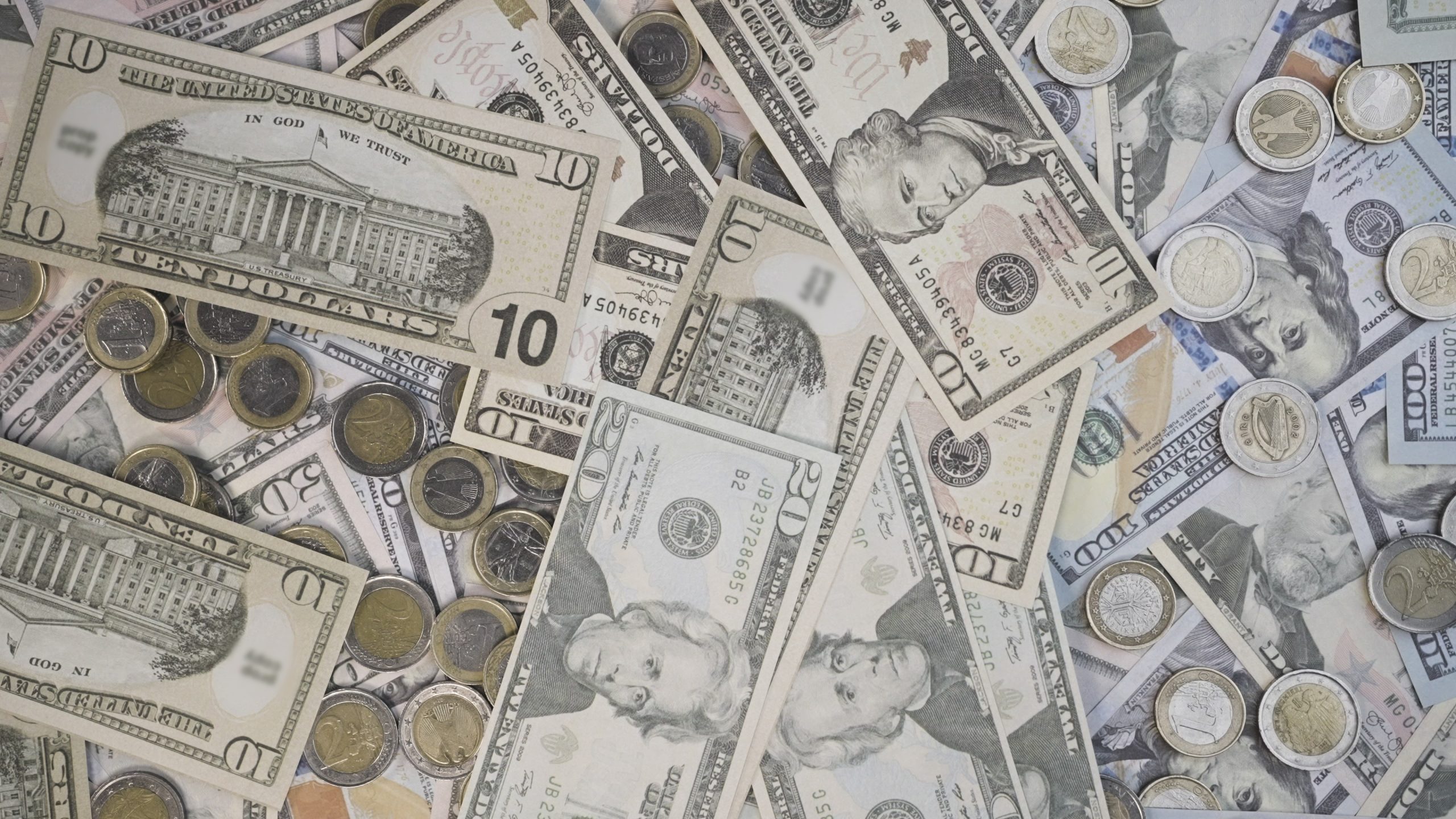 American dollar banknotes fall