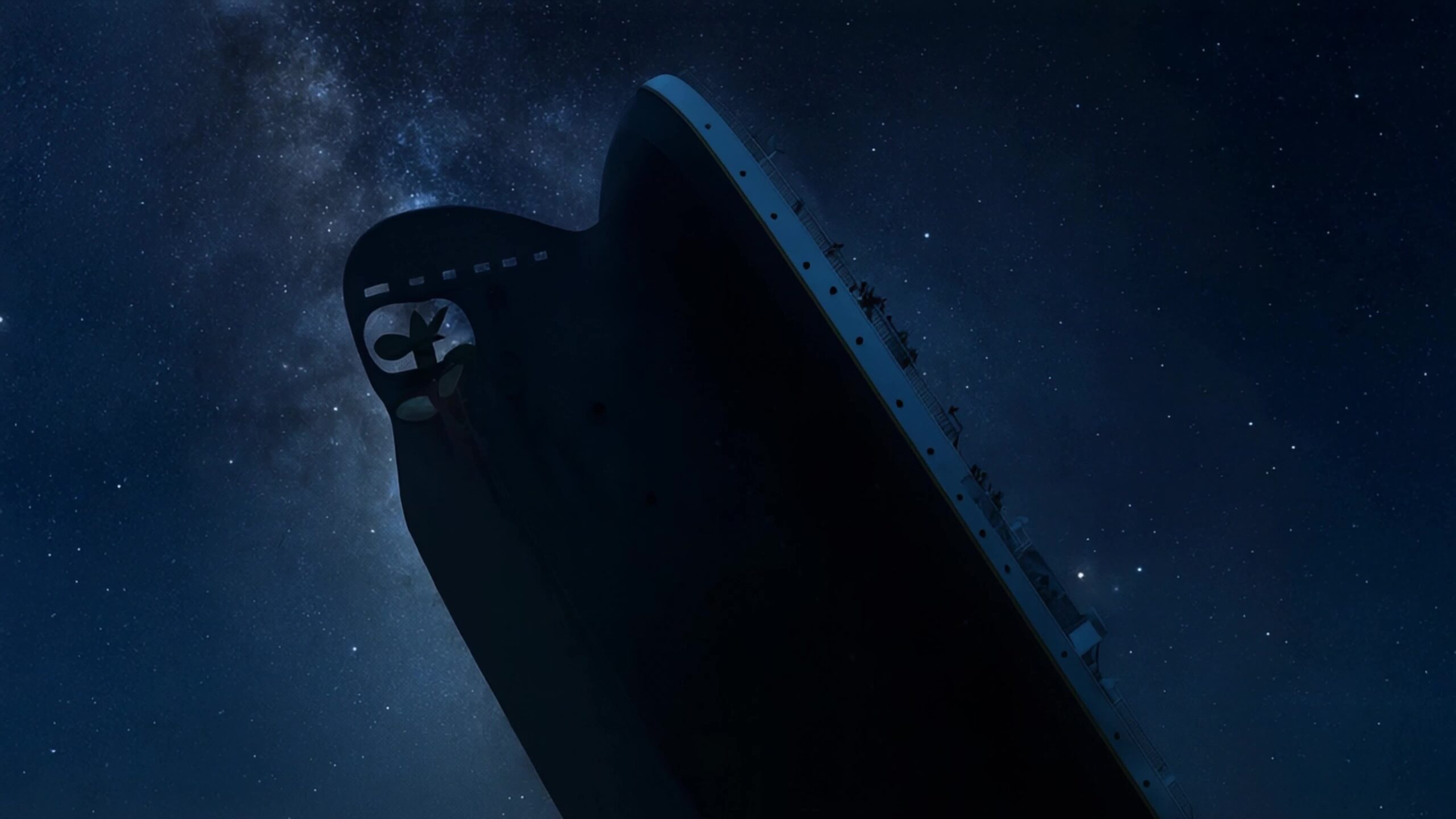 La poppa del Titanic quasi verticale contro il cielo stellato