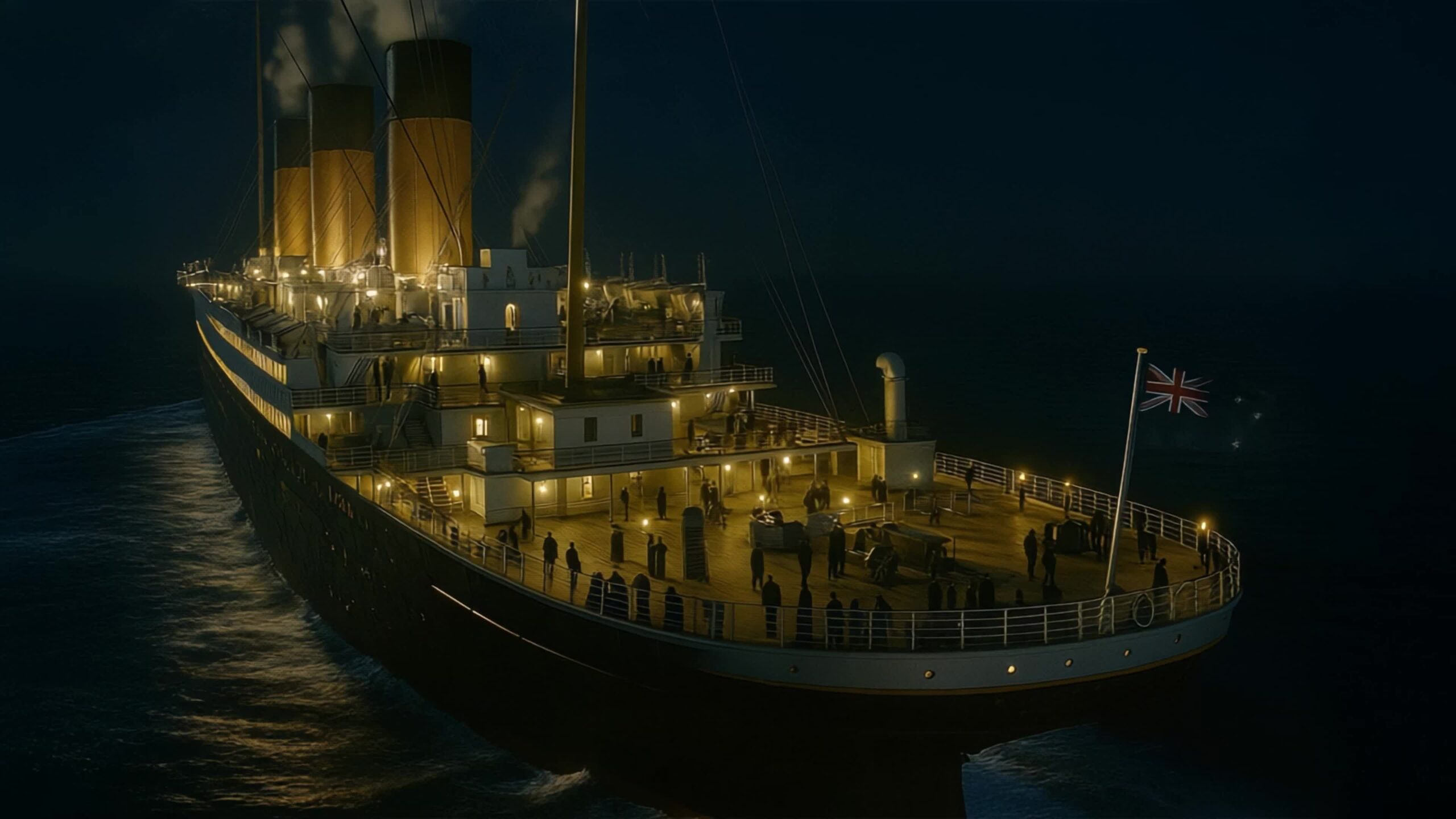 Il Titanic illuminato nella notte